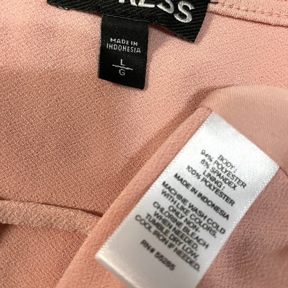 women’s EXPRESS peach blouse large keyhole front sleeveless T2 2875 - Picture 2 of 6